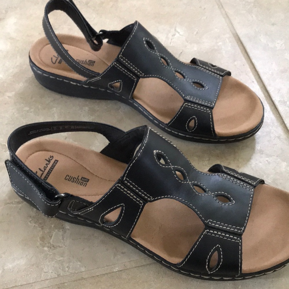 Clark’s woman sandals